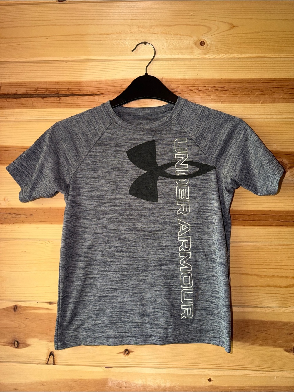 Under Armour Men's Short Sleeve Heather Blue Performance Tee with Black Logo